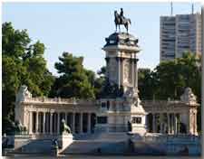 Parque del Retiro - Estanque - Monumento a Alfonso XII